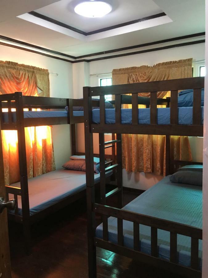Joyful Island Hostel Мактан Екстериор снимка