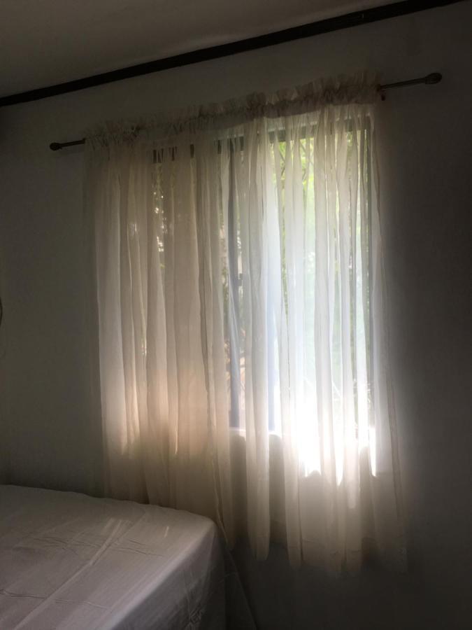 Joyful Island Hostel Мактан Екстериор снимка